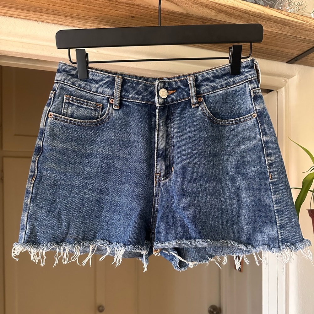 PacSun Cutoff Mom Jean Shorts